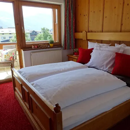 Appartementhaus Kaltenbach-stumm By Piaunddirk Daire