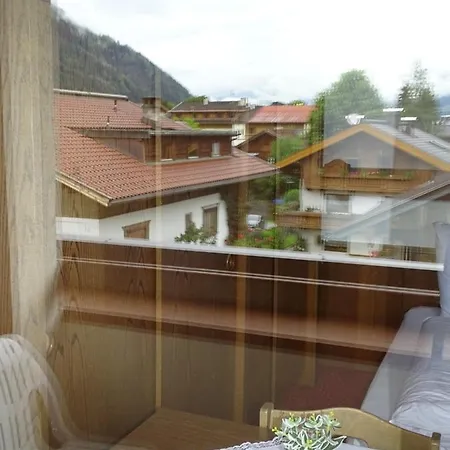 Appartementhaus Kaltenbach-stumm By Piaunddirk Daire Stumm