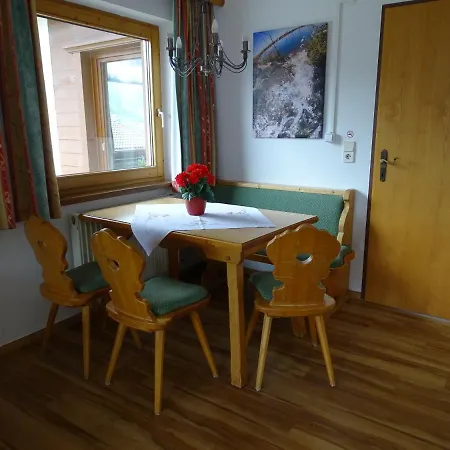 Apartmán Appartementhaus Kaltenbach-stumm By Piaunddirk *