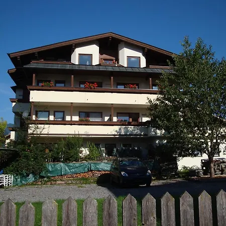 Appartementhaus Kaltenbach-stumm By Piaunddirk Apartmán