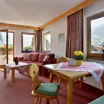 Appartementhaus Kaltenbach-stumm By Piaunddirk * Stumm